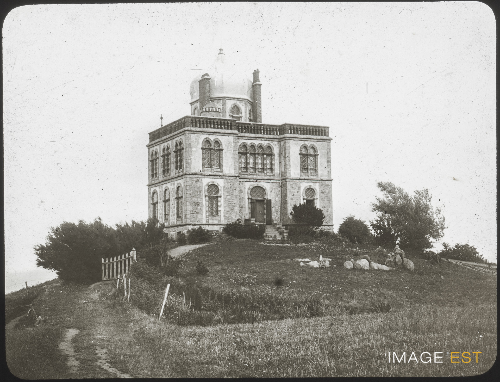 Villa Ker Mor (Saint-Quay-Portrieux) - Victor RISTON - 1900 - Fiche  documentaire - IMAGEEST - Pôle de limage en région Grand Est