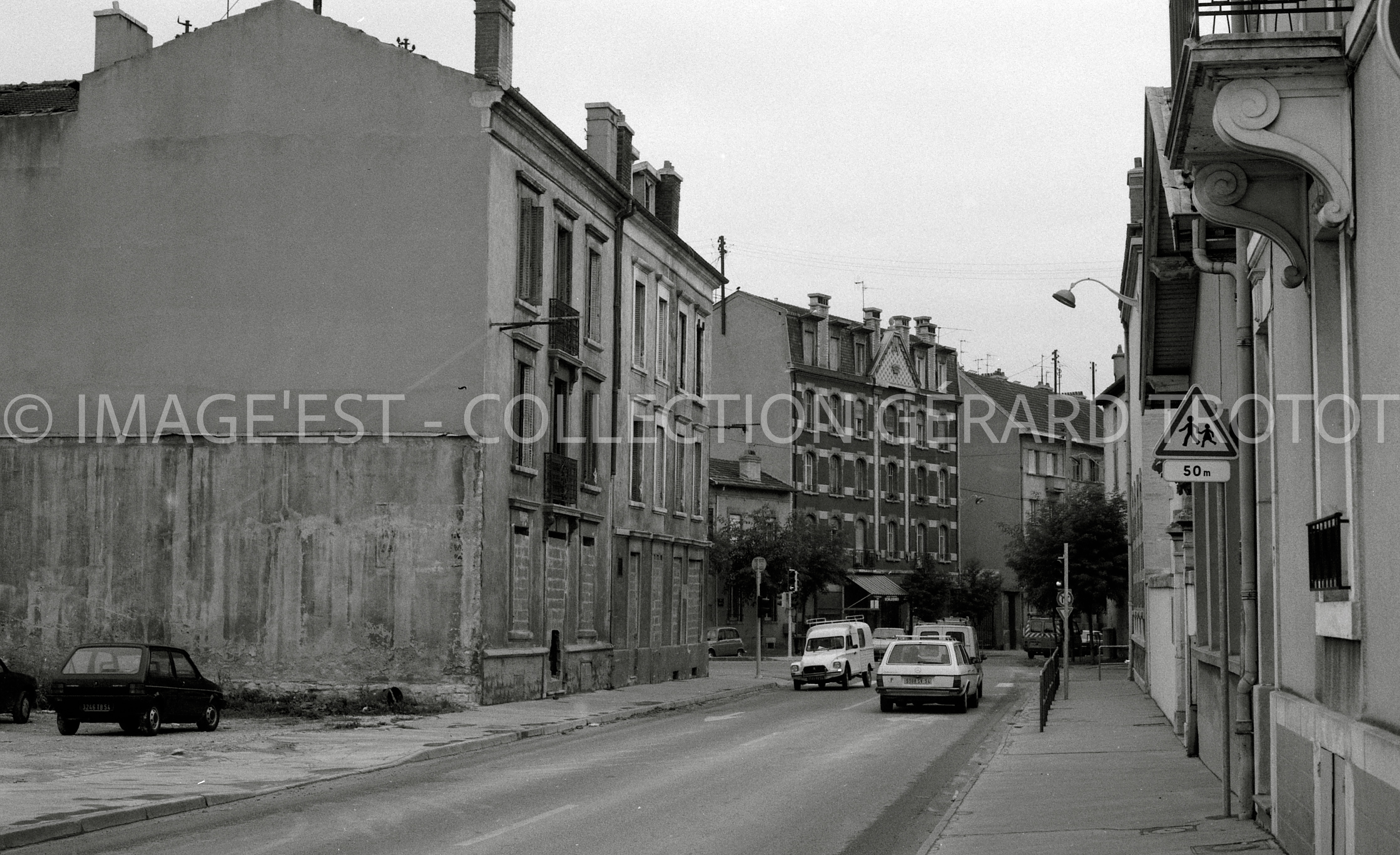 Rue de Dieuze (Nancy) - Gérard TROTOT - 1988 - Fiche documentaire -  IMAGEEST - Pôle de limage en région Grand Est