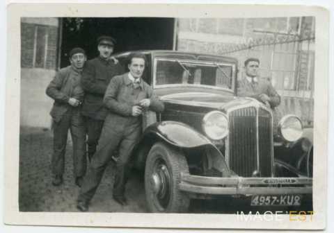 Chauffeur et mécaniciens (Maxéville)
