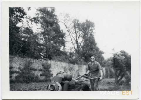 Motoculteur en action (Maxéville)