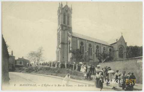 Sortie de messe (Maxéville)