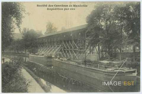 Chargement et transport du calcaire (Maxéville)