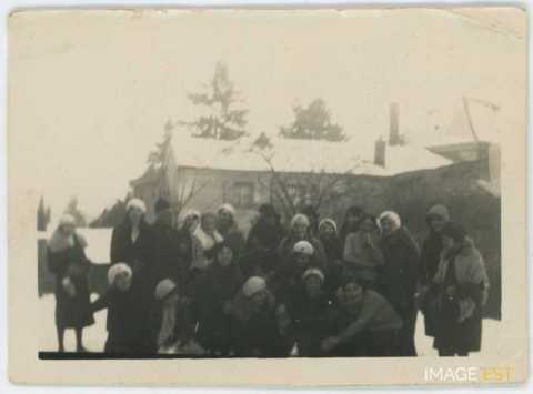 Jeunes filles (Maxéville)