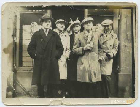 Groupe d'hommes (Maxéville)