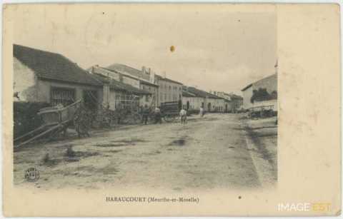 Une rue (Haraucourt)