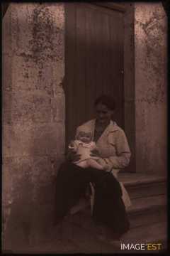 Femme assise (Germiny)