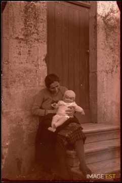 Femme assise (Germiny)