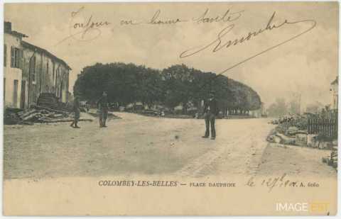 Place Dauphine (Colombey-les-Belles)
