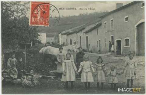 Groupe d'enfants (Marthemont)