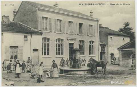 Place de la Mairie (Maizières-les-Toul)