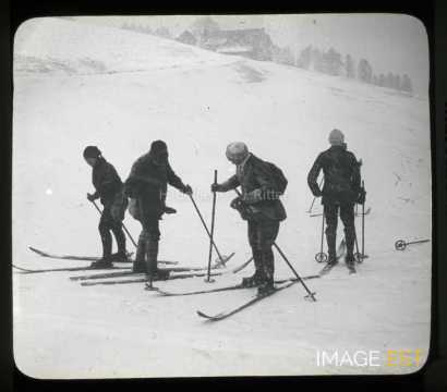 Groupe de skieurs en pause (Gérardmer)