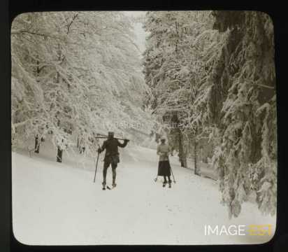 Deux skieurs à l'arrêt (Gérardmer)