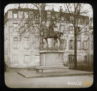 Statue équestre de Jeanne d'Arc (Nancy)