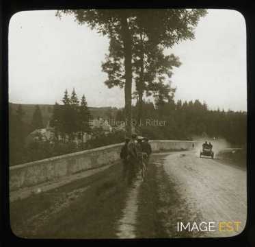 Rallye automobile dans les Ardennes