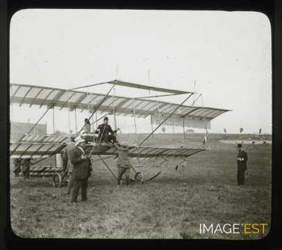 Préparatifs de l'avion du pilote Félix Camerman (Jarville-la-Malgrange)