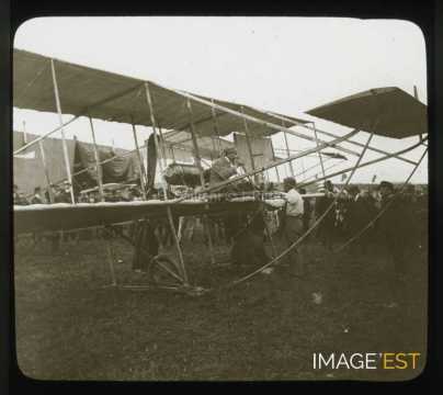 Préparatifs du pilote Roger Sommer (Jarville-la-Malgrange)