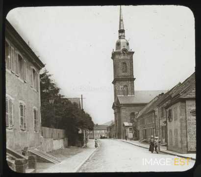 Grande rue et église St Michel (Wisches)