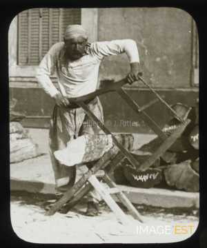 Scieur de bois ambulant