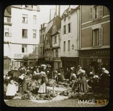 Marché aux légumes (Vannes)