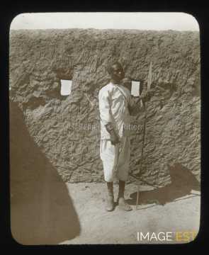 Boy du docteur Sibut armé (Tombouctou)