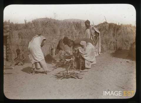 Femmes achetant du bois (Tombouctou)