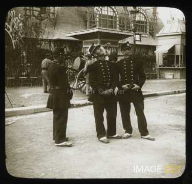 Groupe d'officiers (Paris)