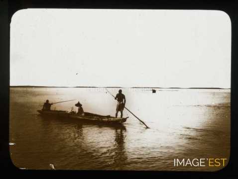 Pirogue de pêcheurs (Mopti)