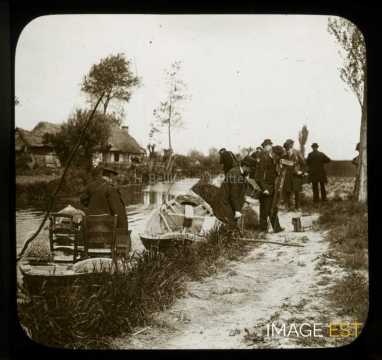 Excursion sur les canaux (Saint-Omer)