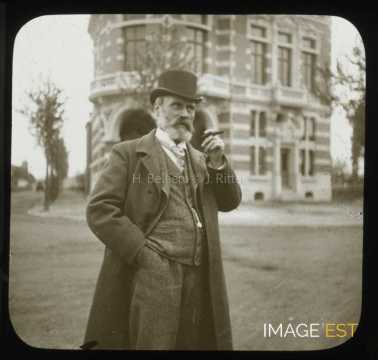 M. Rouchonnat (Liège)