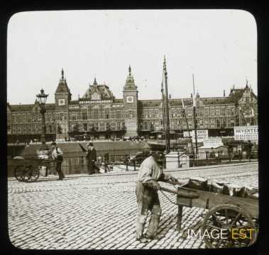 Gare centrale (Amsterdam)