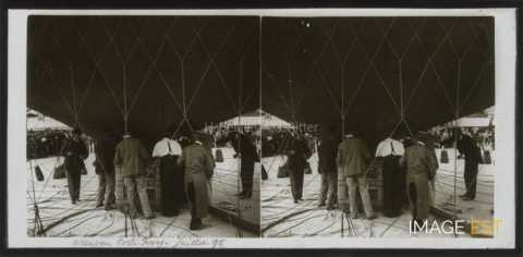 Préparatifs d'un départ en ballon