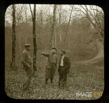 Trois hommes dans les bois (Meurthe-et-Moselle)
