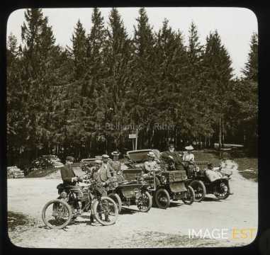 Départ en automobile du col (Le Bonhomme)