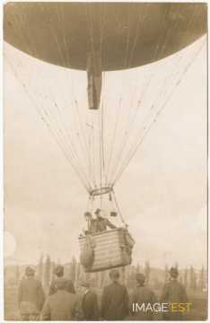Ascension en ballon (Mourmelon-le-Grand)
