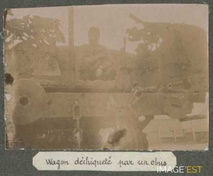 Wagon déchiqueté (Noeux-les-Mines)