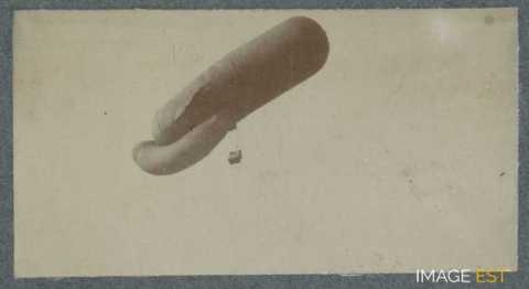 Ballon Caquot en plein vol