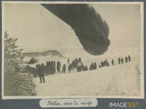 Ballon et aérostiers sous la neige