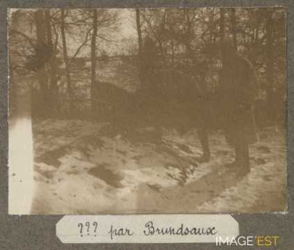 Soldats dans la neige