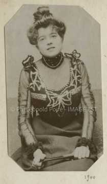 Femme déguisée