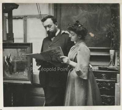 Artiste dans son atelier