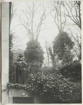 Chez Félix Bracquemond (1833-1914) (Sèvres)