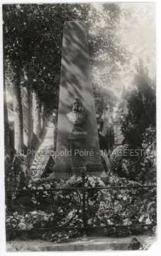 Tombe de Jules Ferry (Saint-Dié-des-Vosges)