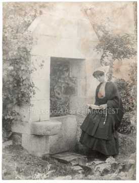 Femme lisant