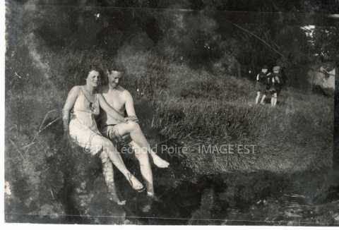 Au bord d'une rivière