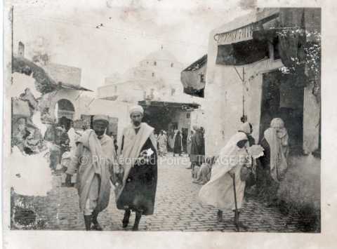 Place d'une ville (Tunis)