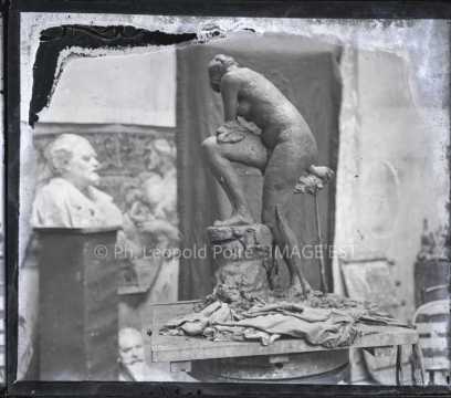 Sculpture de femme