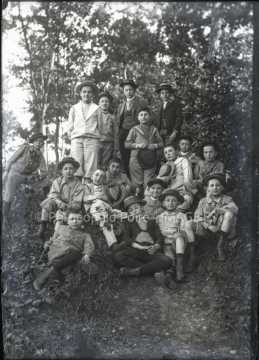 Groupe d'enfants (Metz ?)