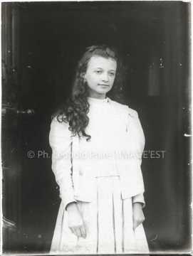 Portrait de jeune femme