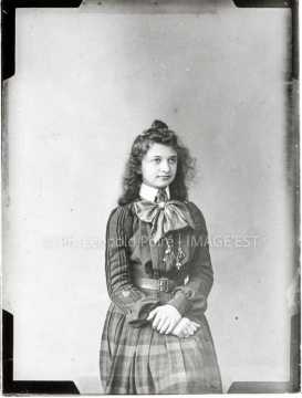 Portrait de jeune femme