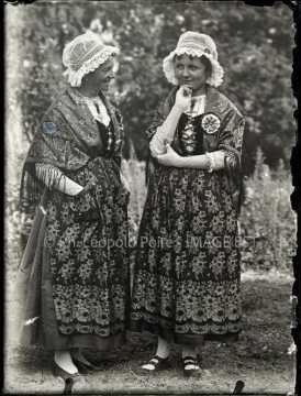Lorraines en costume traditionnel